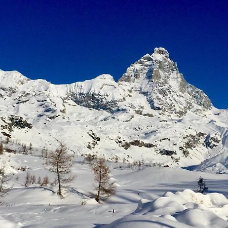 3 Chalets Aparthotel Breuil-Cervinia Eksteriør billede