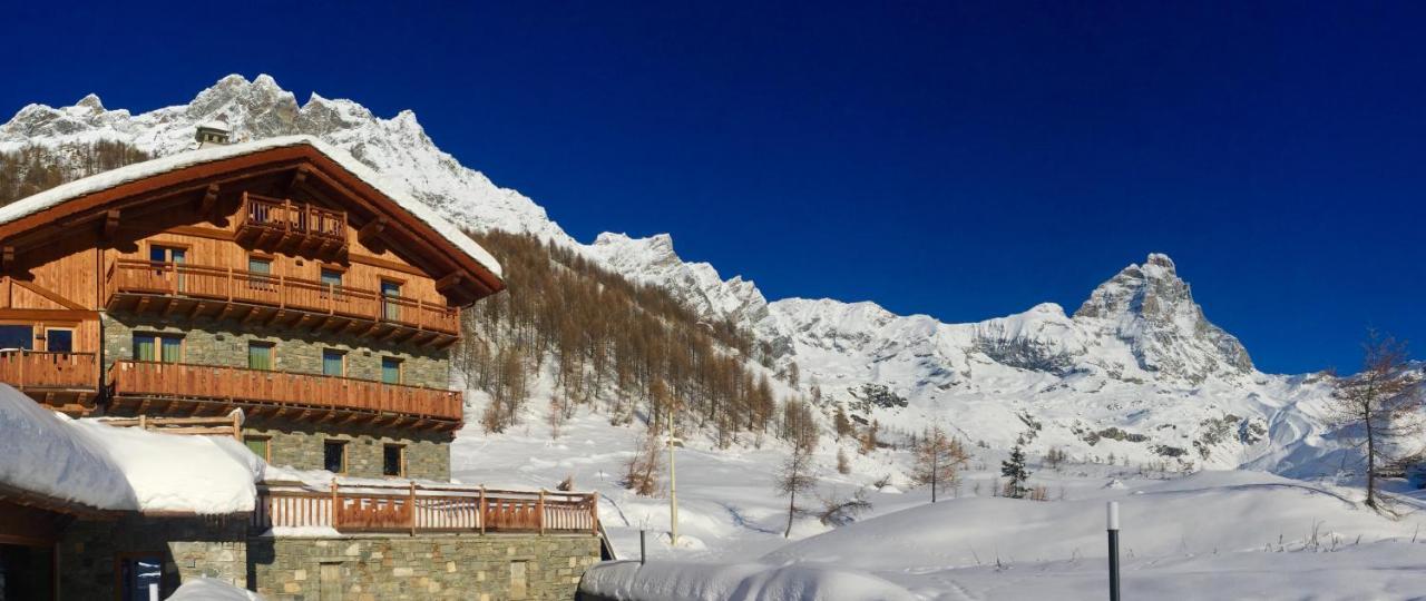 3 Chalets Aparthotel Breuil-Cervinia Eksteriør billede