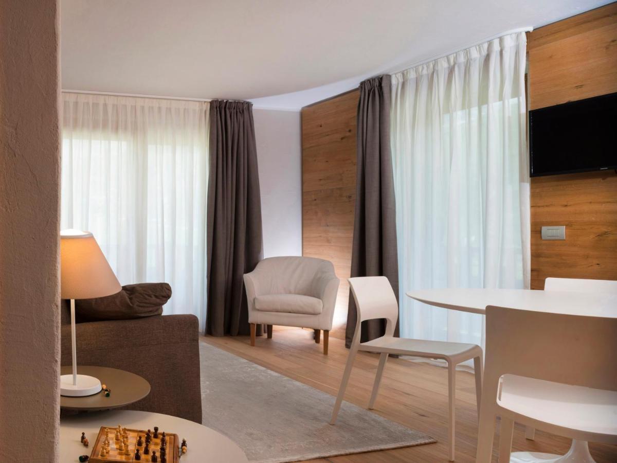 3 Chalets Aparthotel Breuil-Cervinia Eksteriør billede