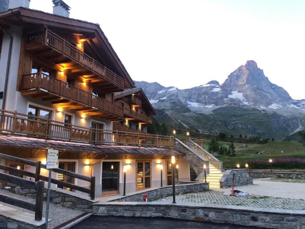 3 Chalets Aparthotel Breuil-Cervinia Eksteriør billede