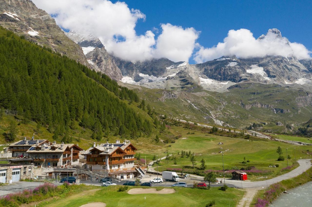 3 Chalets Aparthotel Breuil-Cervinia Eksteriør billede